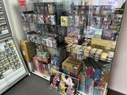 カードショップの画像