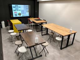 カードショップの画像