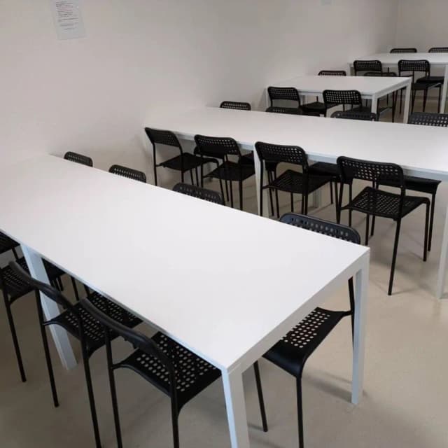 トレーディングカード専門店 黒猫亭の特徴