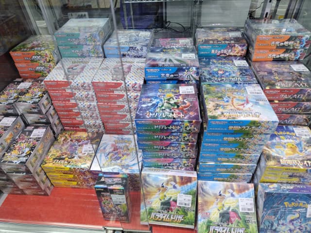 おたちゅう。秋葉原5号店GO!GO!トレカの特徴
