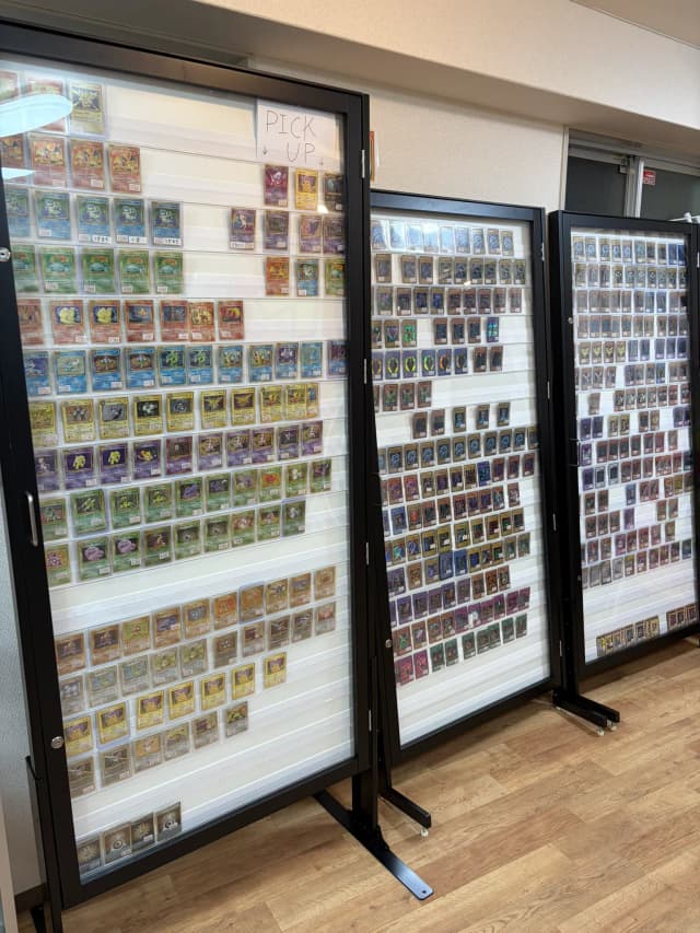 トレカショップサーカスの特徴