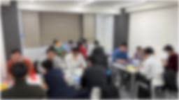 カードショップの画像