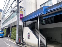 カードショップの画像