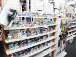 カードショップの画像