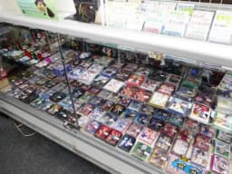 カードショップの画像