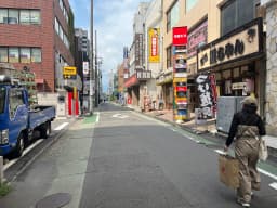 カードショップの画像