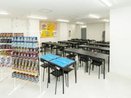 カードショップの画像