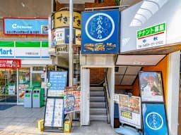 カードショップの画像