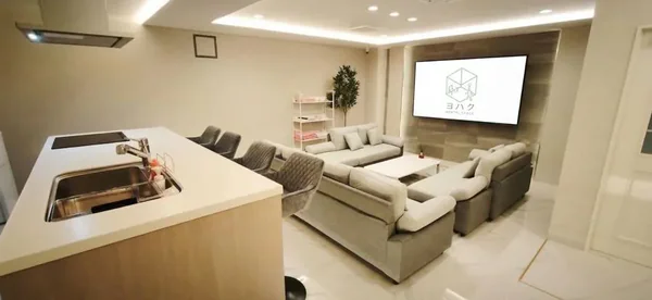 ヨハクの室内